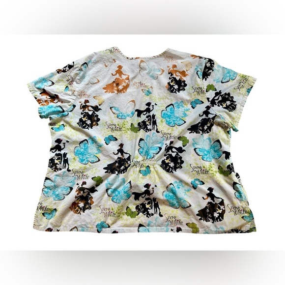 Disney Snow White Scrub Top Size 3XL​ - Picture 3 of 8
